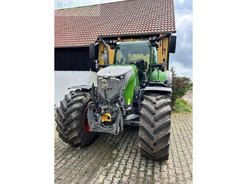Farm tractor FENDT 728 Vario