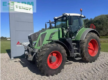 Farm tractor FENDT 828 Vario