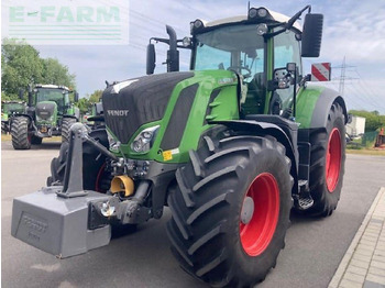 Farm tractor FENDT 828 Vario