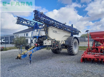 Trailed sprayer INUMA