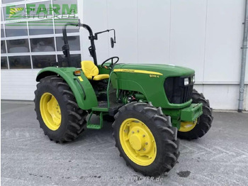Farm tractor John Deere 5055e: picture 4