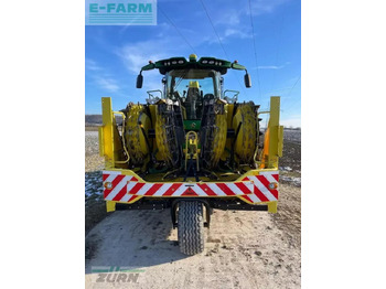 Forage harvester John Deere 8700i: picture 2