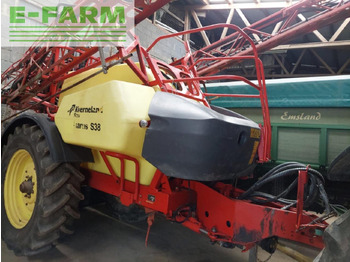 Trailed sprayer KVERNELAND