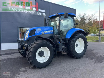 Farm tractor NEW HOLLAND T7
