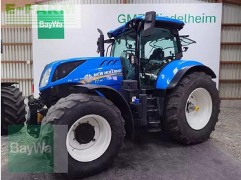 Farm tractor NEW HOLLAND T7