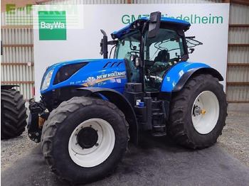 Farm tractor NEW HOLLAND T7