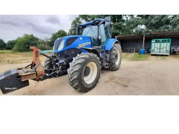 Farm tractor NEW HOLLAND T7