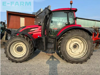 Farm tractor VALTRA T214