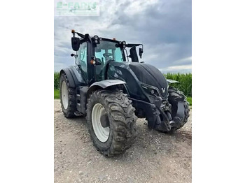 Farm tractor VALTRA T234
