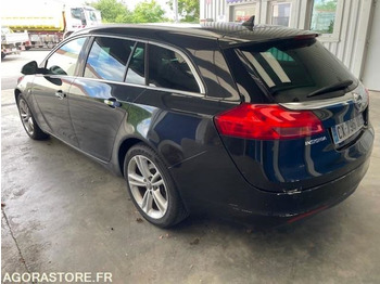 Station wagon INSIGNIA SPORT TOURER COSMO PAXK 2.0 CDTI 160cv - 08/2013 - 119000 KM: picture 2