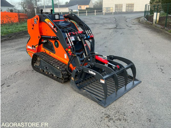 Loader Mini chargeur porte outils BOLEO 25cv SV25H: picture 4
