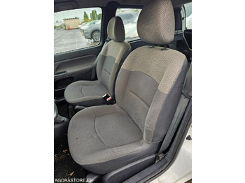 Car Renault Clio - 2005 - 94635KM - 8970SK41: picture 5