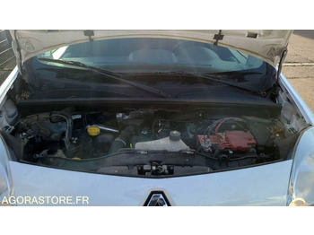 Small van Renault Kangoo - 2011 - 125072kms - BE049EM: picture 4