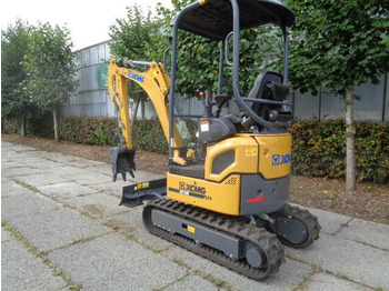 Mini excavator XCMG XE18: picture 3