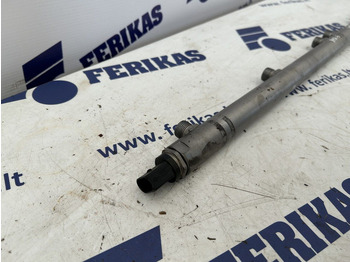 Fuel system for Truck Mercedes-Benz fuel rail: picture 2 Fuel system for Truck Mercedes-Benz fuel rail: picture 2