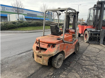 Diesel forklift Cesab CBD30: picture 4