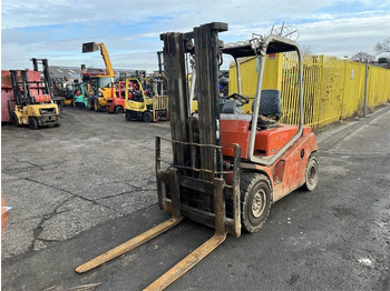Diesel forklift Cesab CBD30: picture 2