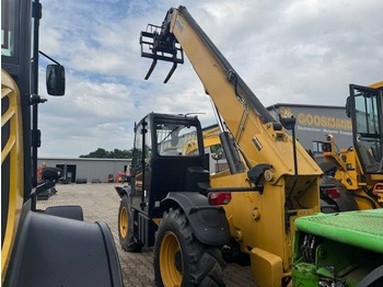Telescopic handler CATERPILLAR TH