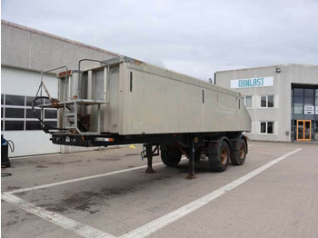 Tipper semi-trailer AMT