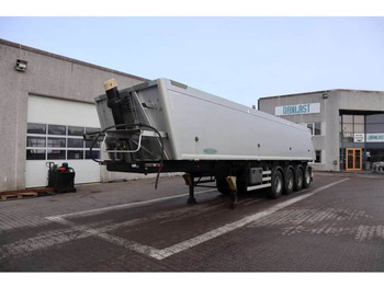 Tipper semi-trailer
