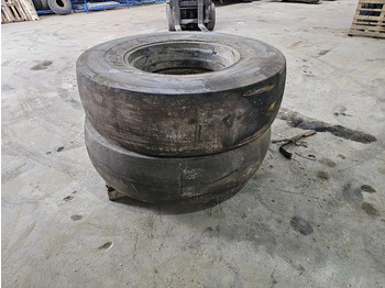 Tire for Truck Firestone 16.9-30: picture 3