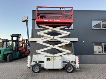 Scissor lift Genie GS 3369 RT  Hoogwerker / Arbeitsbuhne 12mtr werkhoogte 4x4 Kubota DIESEL 2013: picture 5