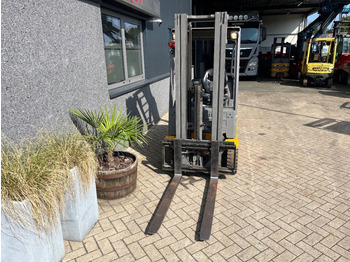 Electric forklift Jungheinrich EFG215 EFG215 triplo460 freelift sideshift 2016 heftruck forklift electrisch: picture 4 Electric forklift Jungheinrich EFG215 EFG215 triplo460 freelift sideshift 2016 heftruck forklift electrisch: picture 4