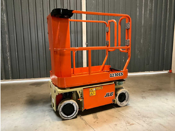 Aerial platform JLG