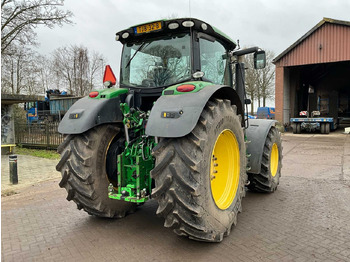 Farm tractor 2015 JOHN DEERE 6210R FOUR WHEEL DRIVE FARM TRACTOR: picture 4