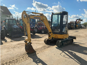 Mini excavator Komatsu PC 27 MR-2: picture 2