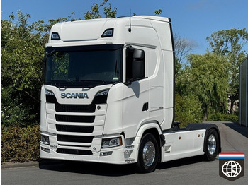 Tractor unit SCANIA S