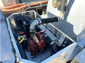 Vacuum truck STS Schmies V-1.5-S/023, Vakuumfass, Kompressor: picture 4 Vacuum truck STS Schmies V-1.5-S/023, Vakuumfass, Kompressor: picture 4