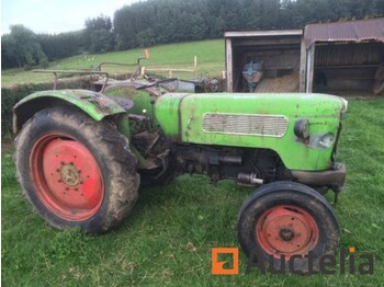 Farm tractor Fendt Farmer 2: picture 1