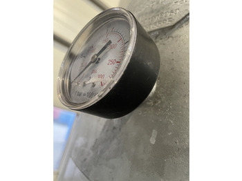 Air compressor Atlas-Copco 500 Liter Gegalvaniseerde Verticale luchtketel 11 Bar (1 stuks): picture 4 Air compressor Atlas-Copco 500 Liter Gegalvaniseerde Verticale luchtketel 11 Bar (1 stuks): picture 4