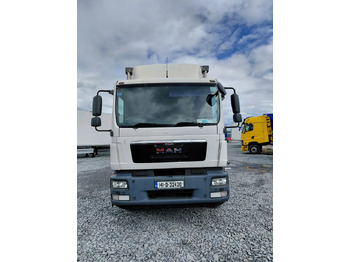 Curtainsider truck 2014 – Man TGM 18.250 2DR AUTO 4X2: picture 2