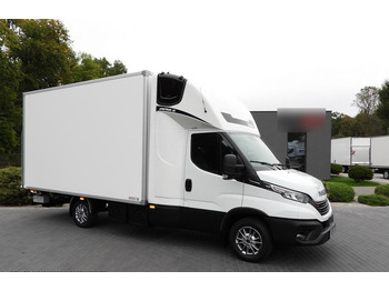 Box van IVECO Daily 35s18