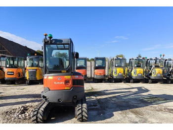 Mini excavator Kubota U27-4 - Crawler mini excavator: picture 5