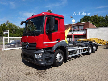 Hook lift truck MERCEDES-BENZ Antos 2532