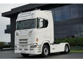 Tractor unit SCANIA S 500