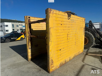 Construction equipment