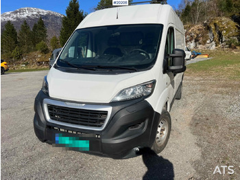Interior photo 1: Leasing of PEUGEOT Boxer PEUGEOT Boxer