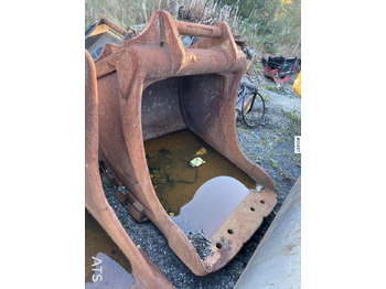 Excavator bucket