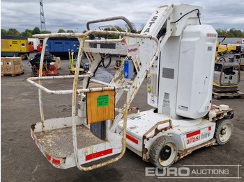 Vertical mast lift HAULOTTE