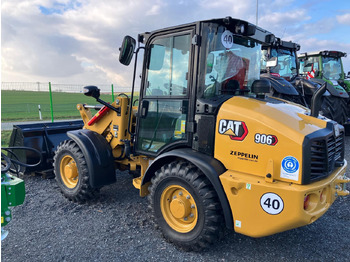 Wheel loader Caterpillar 906: picture 2