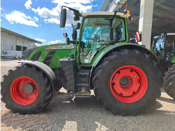 Farm tractor Fendt 724 Vario S4 ProfiPlus: picture 4