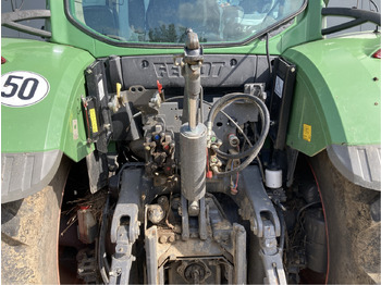 Farm tractor Fendt 724 Vario SCR: picture 5