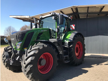 Farm tractor FENDT 828 Vario