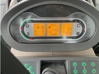 Farm tractor Fendt 828 Vario S4 Profi: picture 2