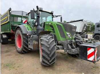 Farm tractor FENDT 828 Vario
