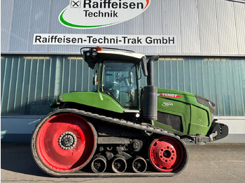 Farm tractor FENDT